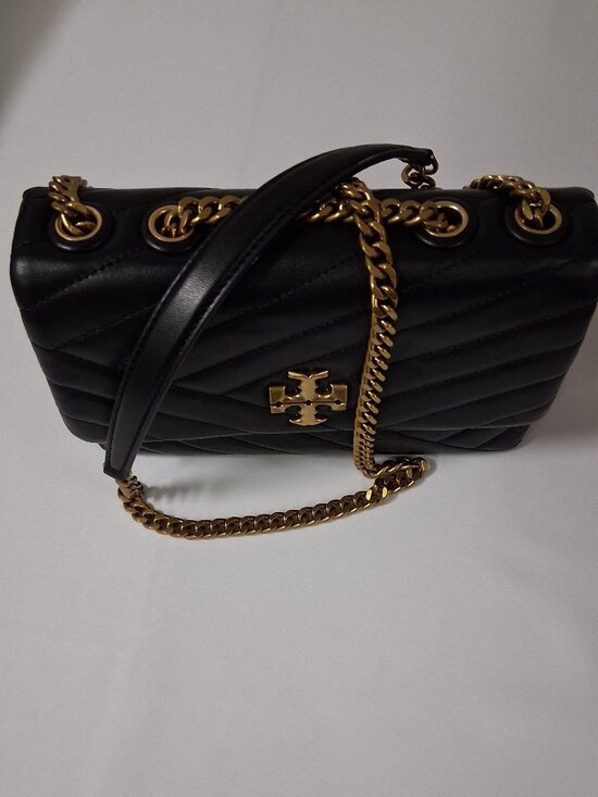 Tory Burch Handbags - Tory Burch Kira Chevron Convertible Shoulder Bag – Black (Style 90446-001)